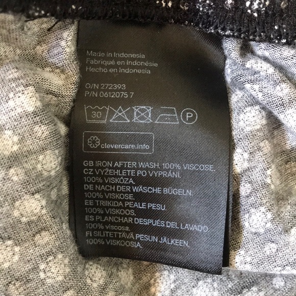 Patterned Pants - Picture 4 of 4